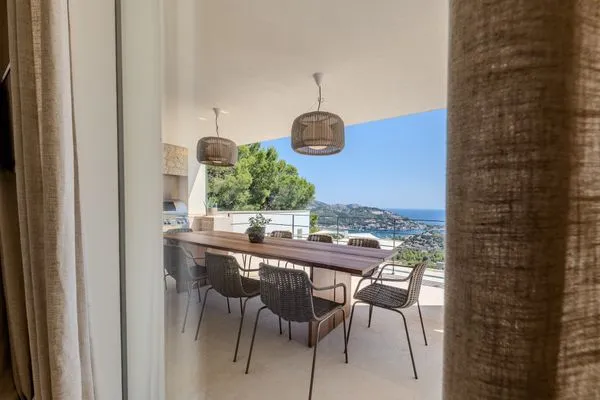   Villa Monport Views