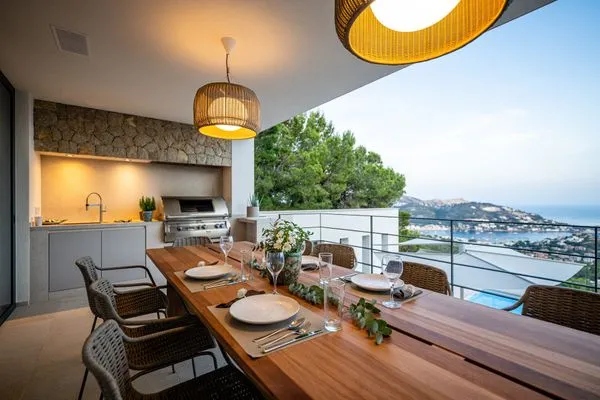   Villa Monport Views