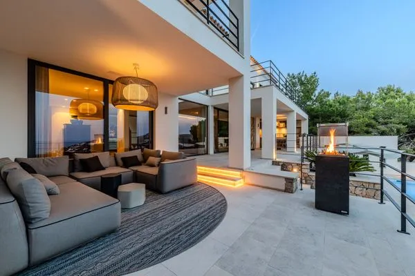   Villa Monport Views