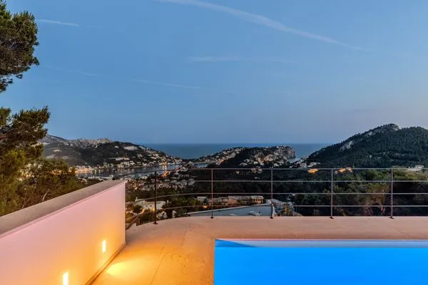   Villa Monport Views