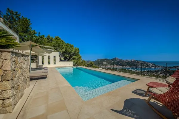  Villa Monport Views