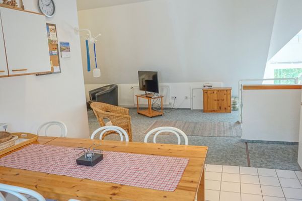  Reetjuwel Eiderstedt - Reetloft Katharinenheerd - Küche mit Esstisch