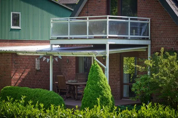 Balkon  Ferienwohnung „Ankerplatz“ am Wittensee – ruhig, nordisch, familienfreundlich mit Spielscheune