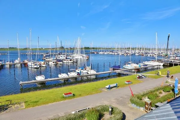   Am Rundsteg 15
