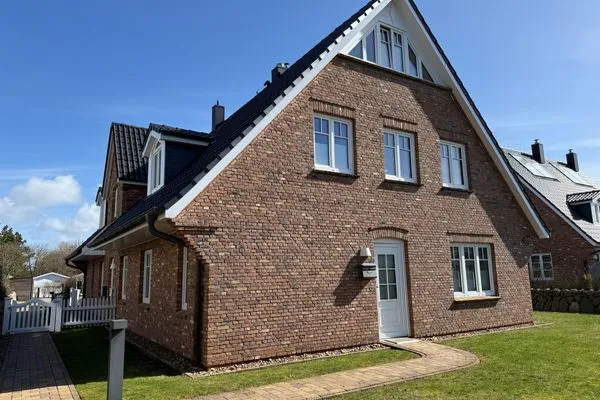 Hauptansicht  Schwalbennest