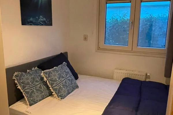  EuroParcs Schoneveld / Breskens Chalet Maritim mit Zaun Haus Nr. J267