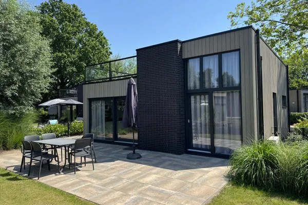  EuroParcs Bad Hoophuizen Cube RoofTop Nr. Notenboom 25