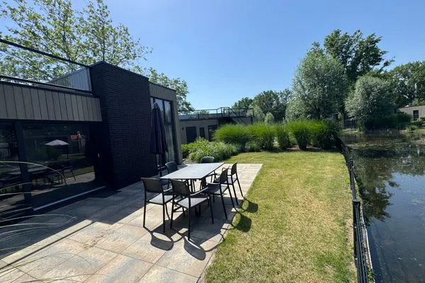 EuroParcs Bad Hoophuizen Cube RoofTop Nr. Notenboom 25