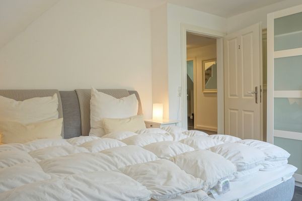  Reetdachhaus Dünenwarft Tönning - Doppelbett