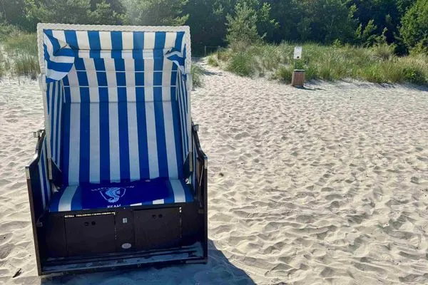 Strandkorb am Strand  FeWo Dünenterrasse in PRORA - 9.04