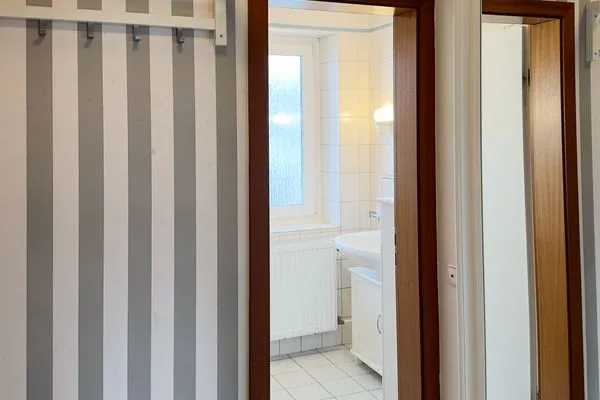 Flur zum Badezimmer  Ferienwohnung *Jessen´s Wattblick*