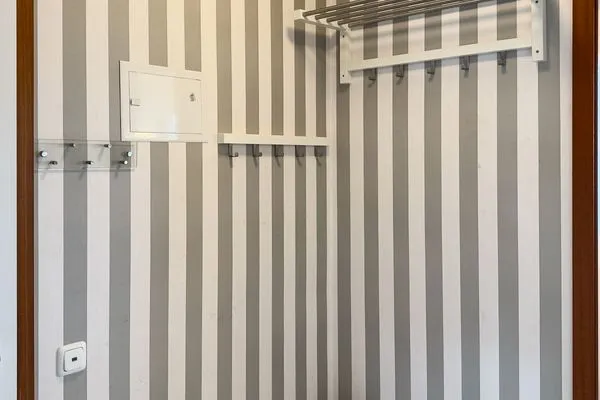 Garderobe im Flur  Ferienwohnung *Jessen´s Wattblick*