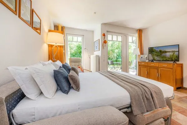Schlafzimmer  Ferienwohnung Seelenhafen mit Terrasse und nur 400 m zum Strand