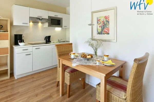 Essbereich und Küche Haus Janine Ferienwohnung Seestern