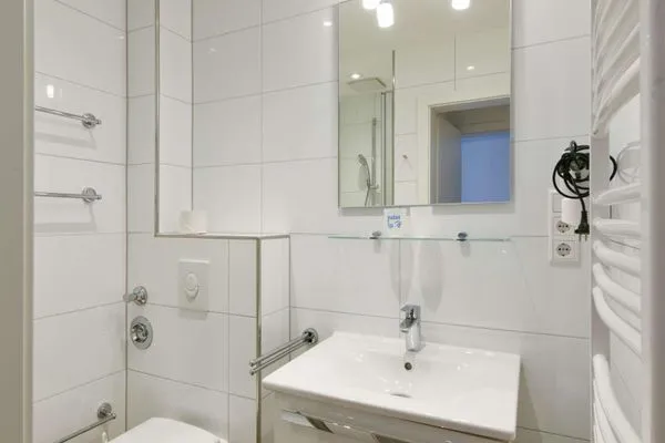 Badezimmer Haus Janine Ferienwohnung Strandburg