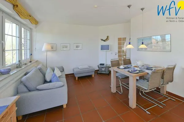 Wohnzimmer Luv und Lee Ferienwohnung Dornbusch