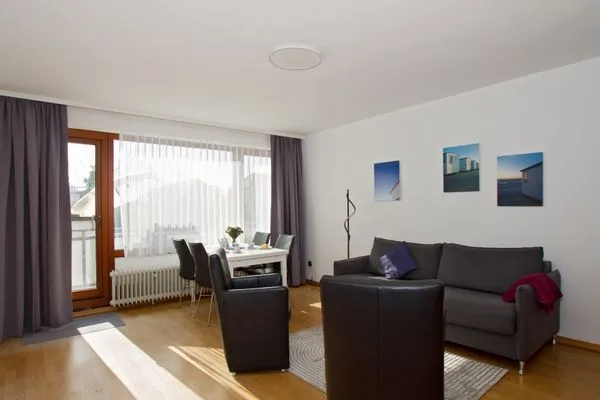 Wohnzimmer Zedeliusstraße 14 Kleine Pause Whg. 06