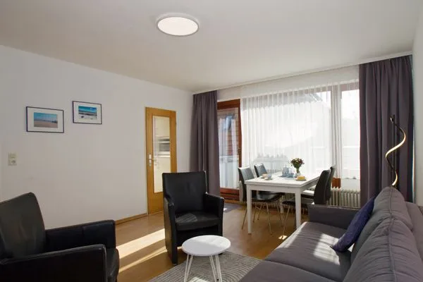 Wohnzimmer Zedeliusstraße 14 Kleine Pause Whg. 06