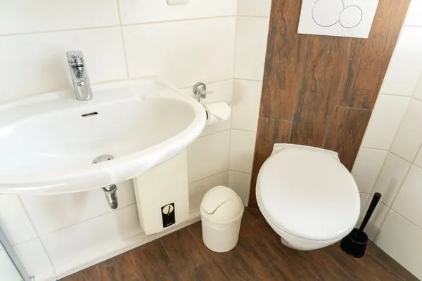 Badezimmer  Lister Tor 01