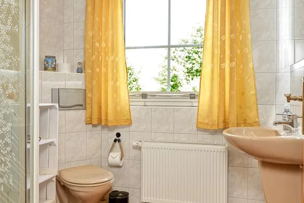 Bathroom  Haus Blauer Schwede