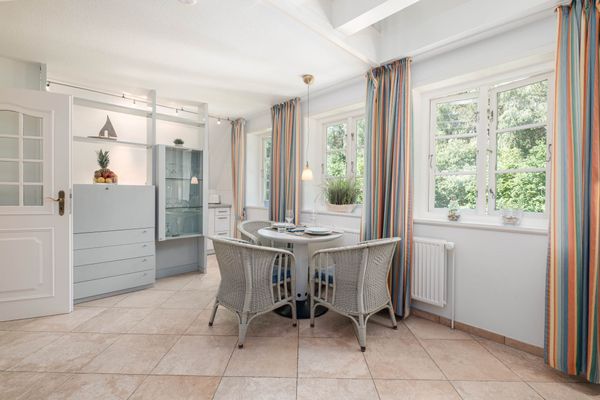 Friesenhof Whg. 12 Amrum - Wohnzimmer