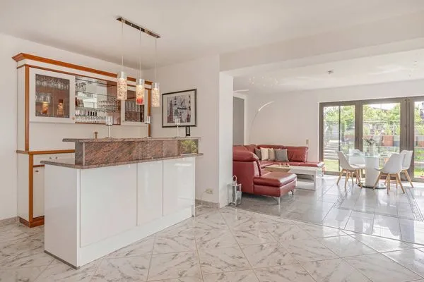 Küche / Küchenzeile  Ferienhaus Sonnendeck mit Sauna, Kamin & Terrasse für 12 Personen