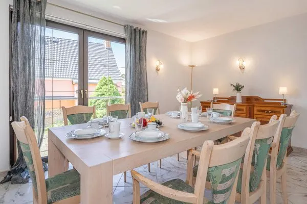 Schlafzimmer  Ferienhaus Sonnendeck mit Sauna, Kamin & Terrasse für 12 Personen