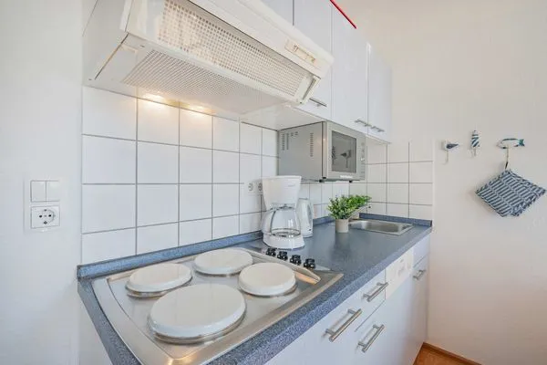 Küche / Küchenzeile  Ferienwohnung Inselnest mit Terrasse & Strandkorb - nur 500 Meter bis zum Strand