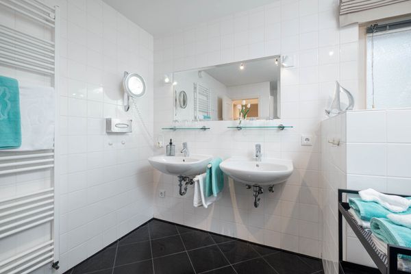 Antje Sammen Whg. 64 Amrum - Badezimmer