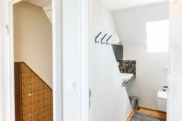 Flur und Badezimmer im OG  Ferienhaus Friedrich 15