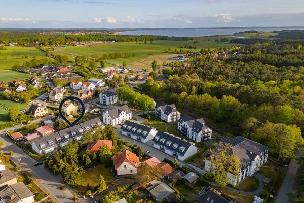 Vogelperspektive  Ferienhaus Ostseeparadies mit 2 Bädern und Terrasse - der Strand ist nur 800 Meter entfernt