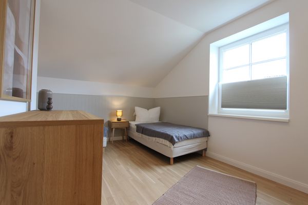  Hamburger Str. 12b: Cox Orange Kellenhusen - Schlafzimmer