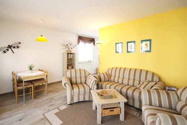  Strandschlösschen Haus II Fewo 17 Kühlungsborn-West - Wohnzimmer