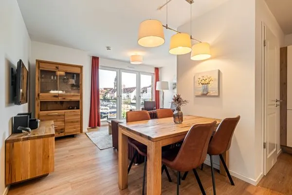 Ferienwohnung Müritzquartier No.13 Hafenresidenz Waren (Müritz) - Küche mit Essbereich  Müritzquartier No.13