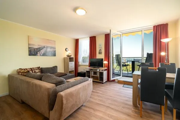 Ferienwohnung Seeadler - Waren (Müritz) - Wohnzimmer mit Seeblick  Seeadler