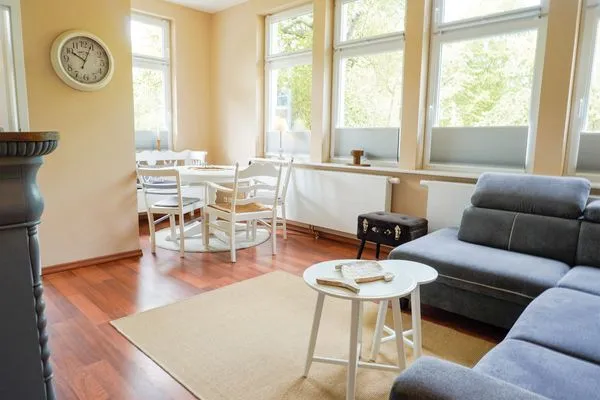Wohnzimmer  Ferienwohnung LOTTTALEBEN 1