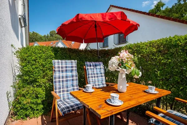 Kleine Terrasse Ferienpark Freesenbruch Reihenhaus 6 - Delfin