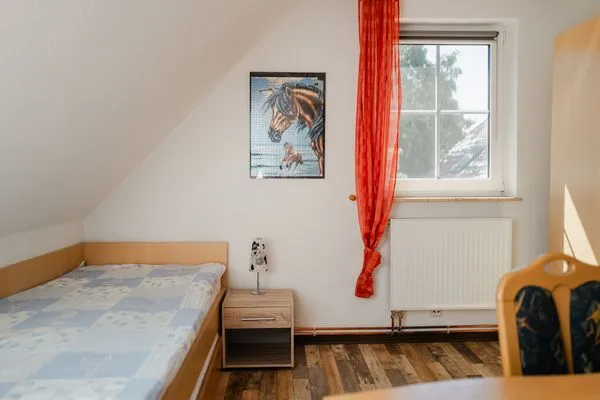 Schlafzimmer mit zwei Einzelbetten Am Deich Am Deich Haus 26