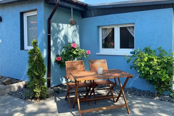 Fassade / Eingang  Gaude Tiet