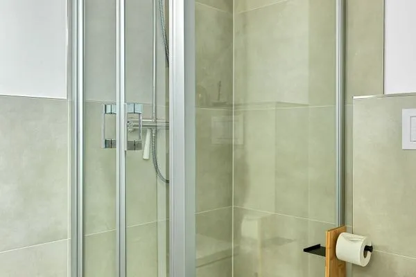 Bathroom  Kirchturmblick