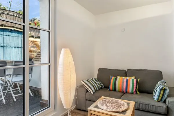 Multi-Fewo-Haus Zitronengässle 1 Ferienwohnung Metta Lindau Insel - Wohnzimmer