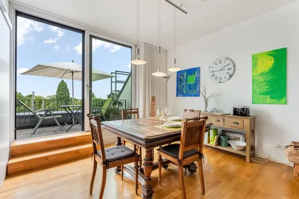 Multi-FeWo Haus Zeppelinstraße Ferienwohnung Urlaubsglück Lindau Insel - Essbereich