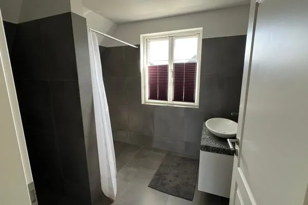 Badezimmer  Ferienwohnung Inselblick - bis Hiddensee und nach Mön