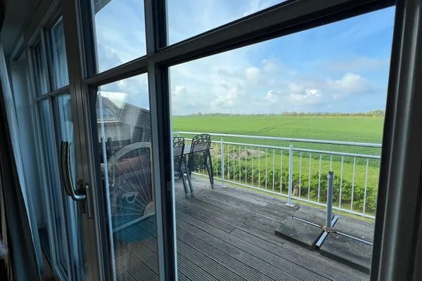 Meerblick  Ferienwohnung Inselblick - bis Hiddensee und nach Mön