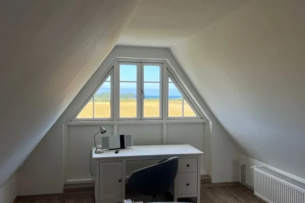 Schlafzimmer  Ferienwohnung Inselblick - bis Hiddensee und nach Mön