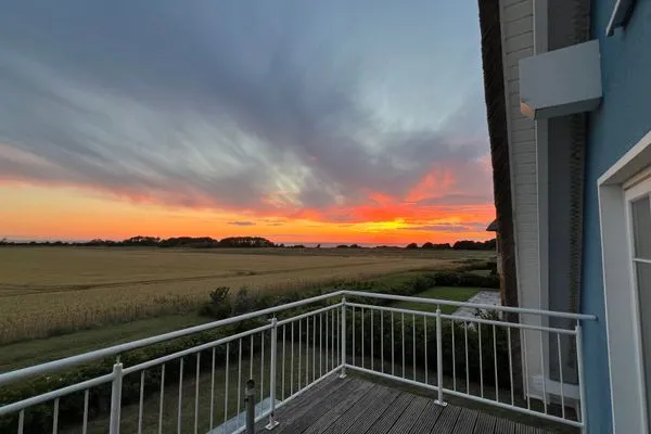 Meerblick  Ferienwohnung Inselblick - bis Hiddensee und nach Mön