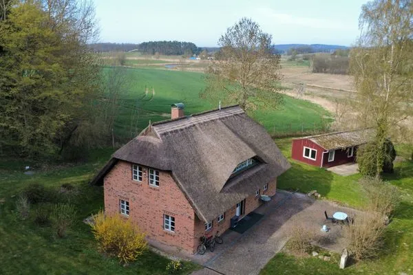 Vogelperspektive  Ferienwohnung im Kollhof - Ruhe und Natur im Süden Rügens