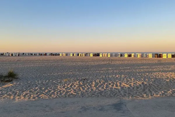 Sonnenuntergang am Strand  Inselblick (E014)