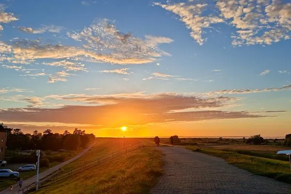 Sonnenuntergang auf dem Deich  Meerglück (50.0.M)