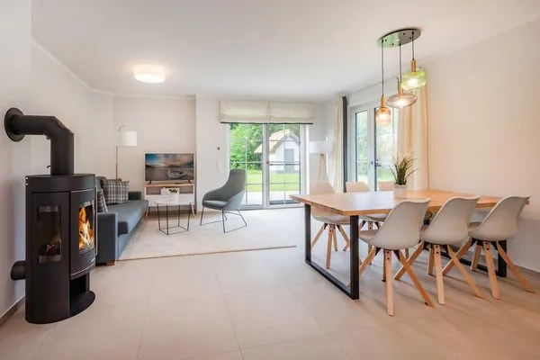 Wohnzimmer  Ferienhaus Haffglück mit Sauna, Kamin und Terrasse mit Haffblick